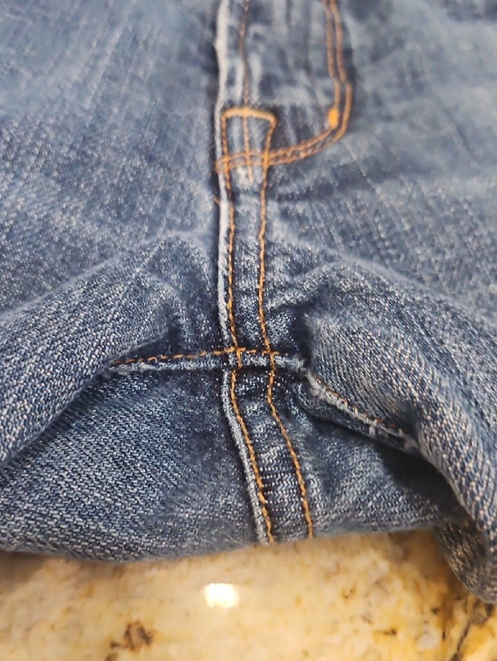 Citizens Of Humanity Women's Blue Washed Jeans. Size 28 Inseam 29.5" Rise 7.5" - Picture 8 of 11